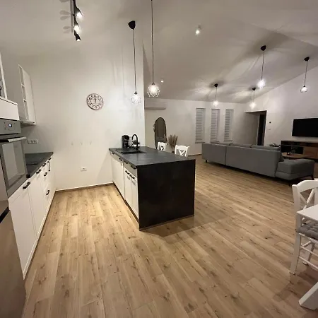 Ankica Holiday home *